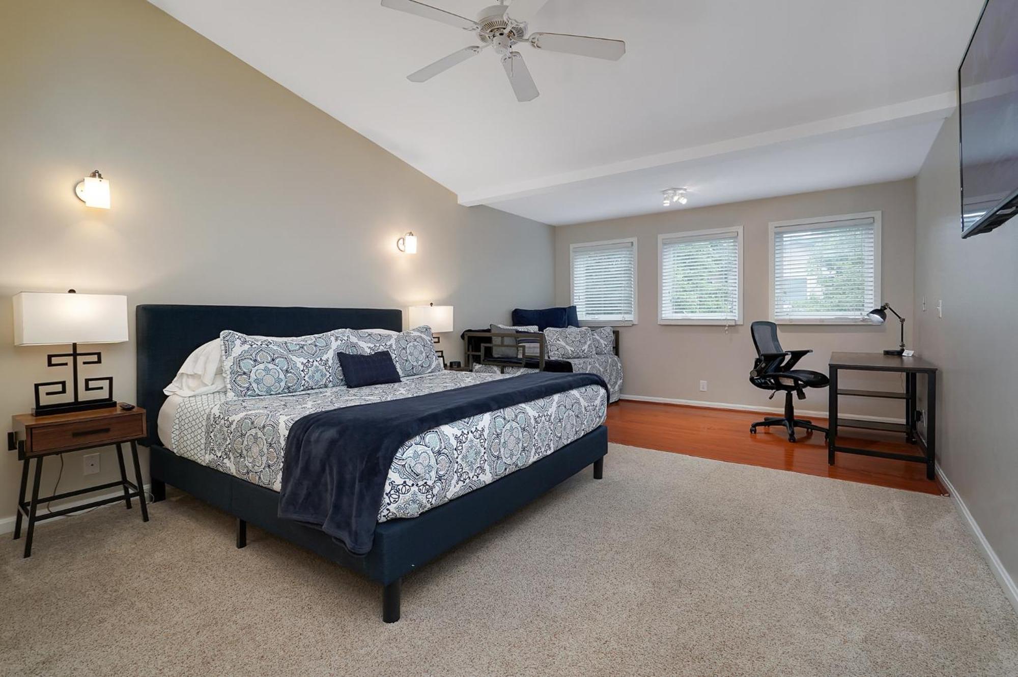 Lux Townhouse, Walk To All, Sleeps 6 Adults Louisville Exterior foto